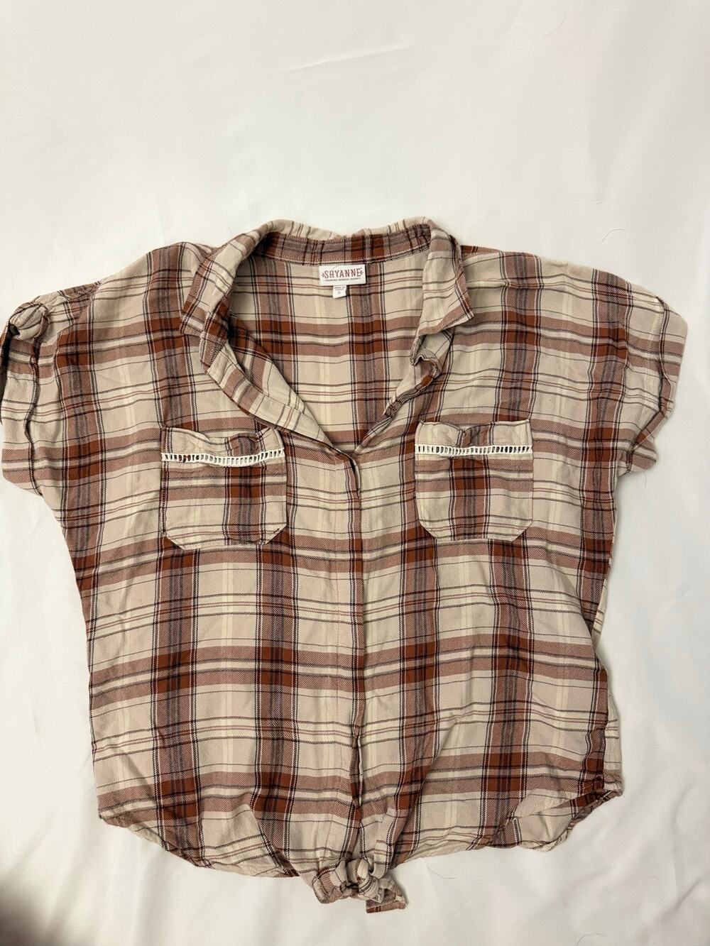 Shyanne Women’s Small Plaid Tie-Front Western Shirt Short Sleeve Pockets